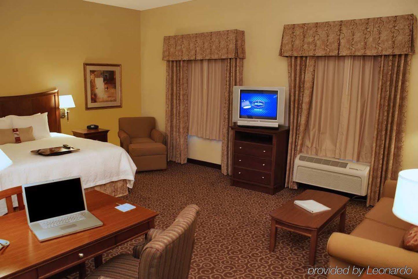 Hampton Inn & Suites Red Bluff Pokoj fotografie
